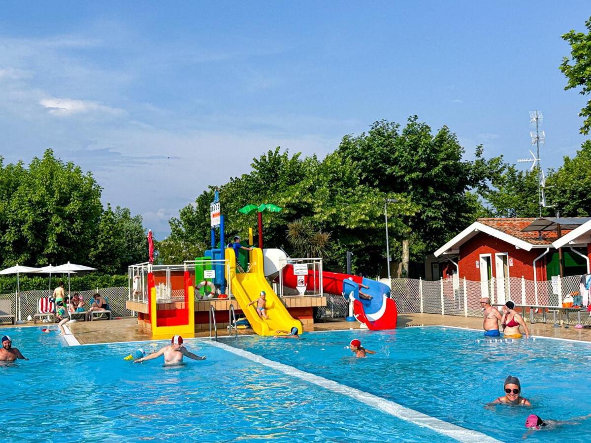 Sereno Camping Holiday Moniga del Garda Luaran gambar