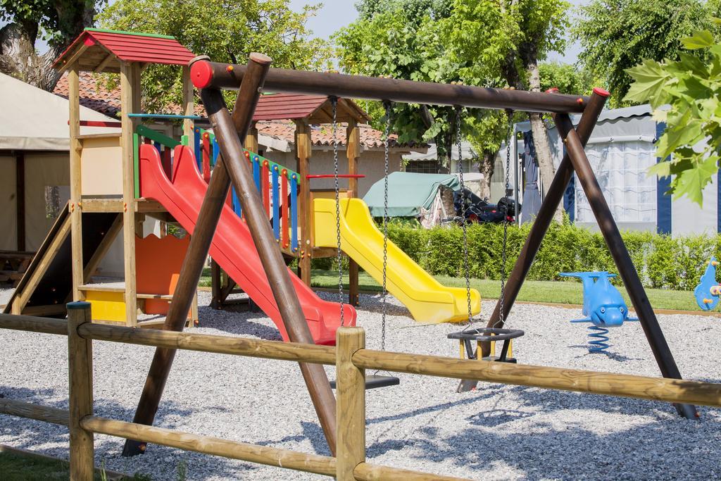 Sereno Camping Holiday Moniga del Garda Luaran gambar