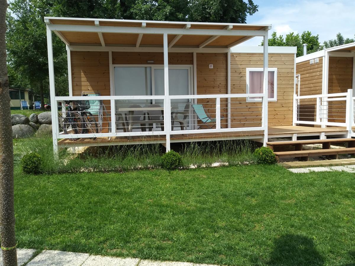 Sereno Camping Holiday Moniga del Garda Luaran gambar